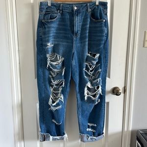 American Eagle Mom Jeans